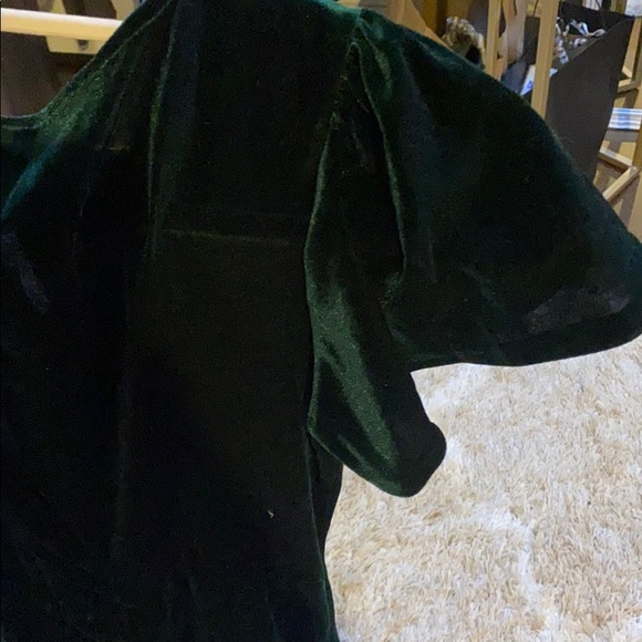 Green velvet Dress - Picture 7 of 7